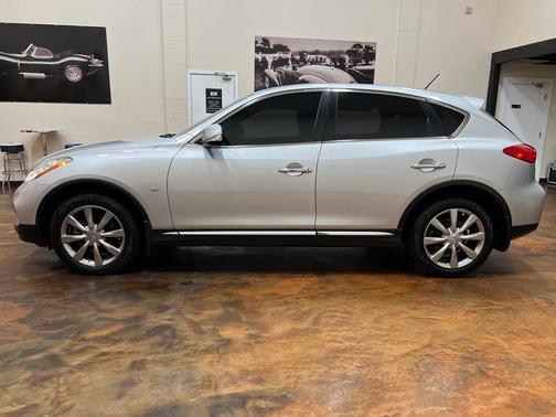 2017 INFINITI QX50 Base