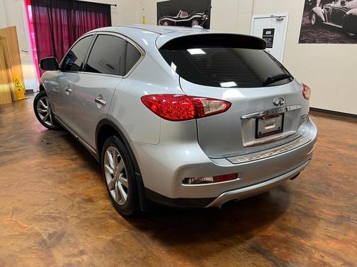 2017 INFINITI QX50 Base