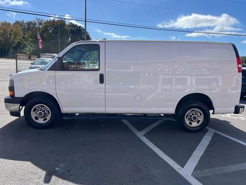 2021 GMC Savana 2500 Work Van