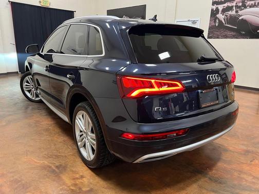 2018 Audi Q5 2.0T Premium Plus