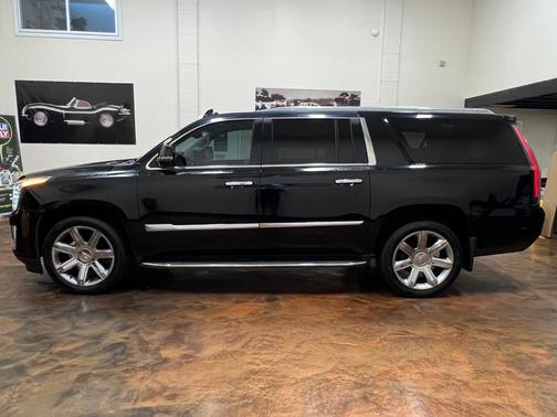 2015 Cadillac Escalade ESV Luxury