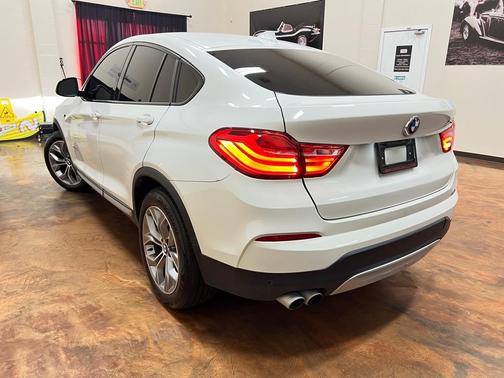 2018 BMW X4 xDrive28i
