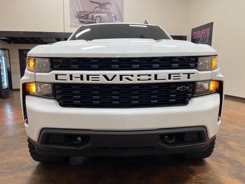 White 2022 Chevrolet Silverado 1500 Limited Custom