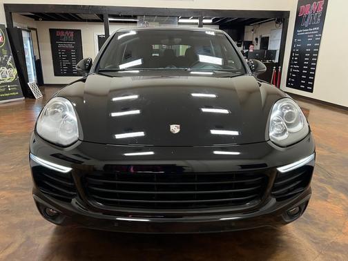 Black 2016 Porsche Cayenne Base