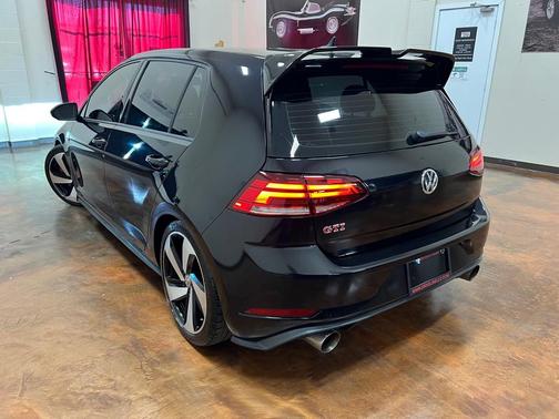 2019 Volkswagen Golf GTI 2.0T SE