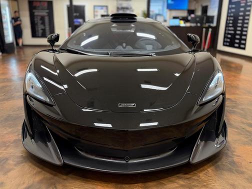 Onyx Black 2019 McLaren 600LT Base