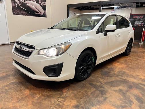 2014 Subaru Impreza 2.0i Premium