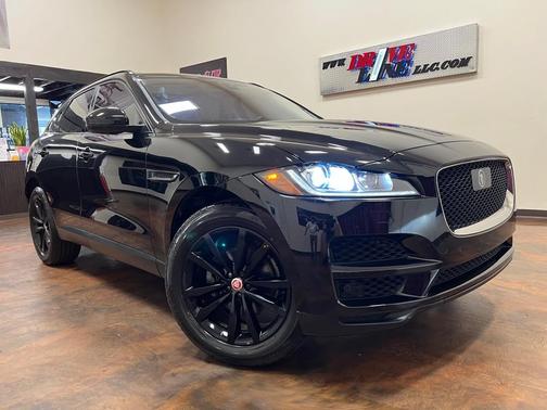 Narvik Black 2019 Jaguar F-PACE 25t Prestige