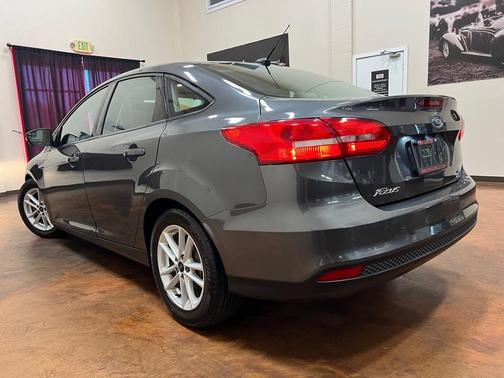 Magnetic Metallic 2017 Ford Focus SE