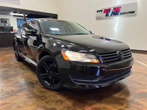 2014 Volkswagen Passat SE