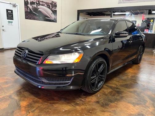 2014 Volkswagen Passat SE