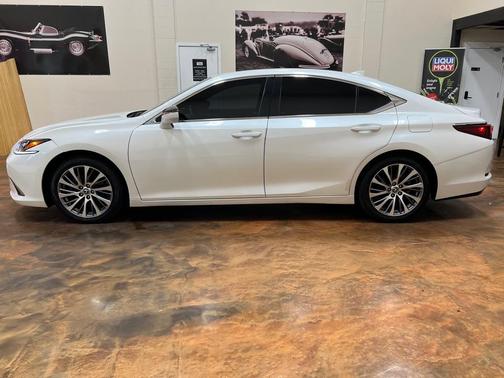 2019 Lexus ES 350