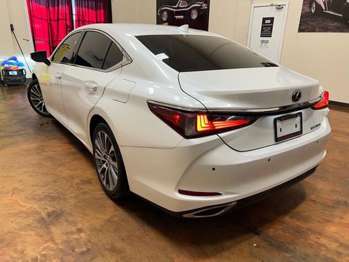 2019 Lexus ES 350