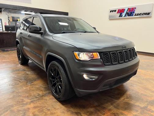 2019 Jeep Grand Cherokee Laredo