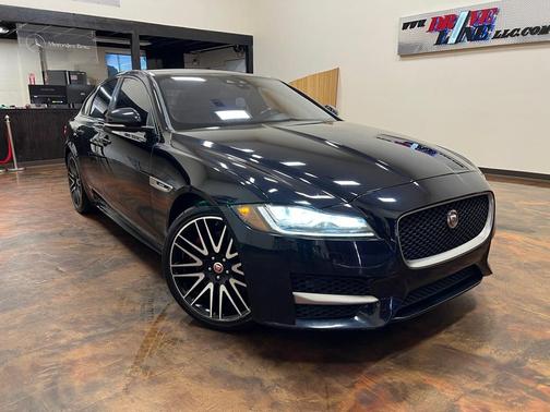 2017 Jaguar XF 35t R-Sport