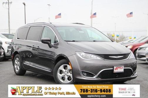 Photo 1 of 46 of 2017 Chrysler Pacifica Touring-L Plus
