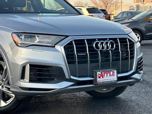 Photo 4 of 48 of 2020 Audi Q7 55 Premium Plus