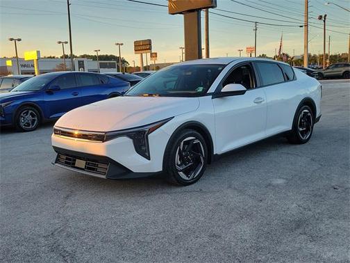 2025 Kia K4 EX