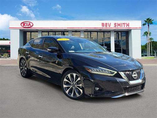 Super Black 2023 Nissan Maxima 3.5 Platinum Sedan
