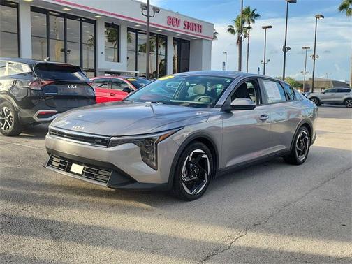 2025 Kia K4 EX
