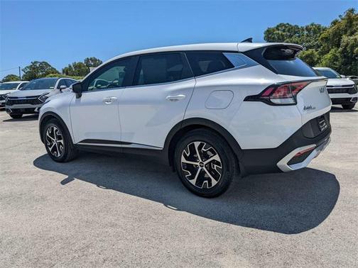 2024 Kia Sportage EX