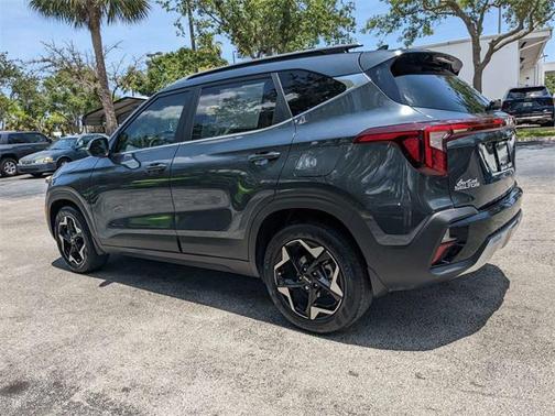 2024 Kia Seltos EX