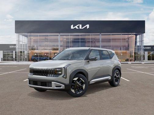 Ivory 2027 Kia Seltos S