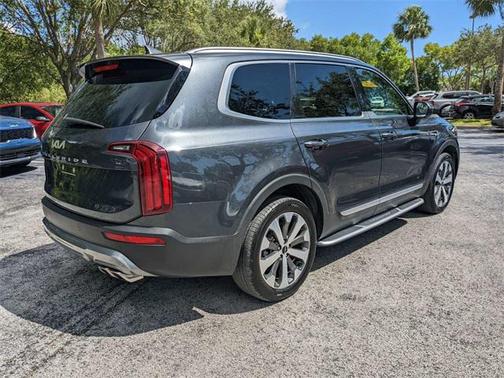 2022 Kia Telluride S