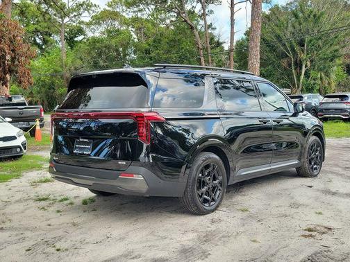 Aurora Black 2025 Kia Carnival Hybrid SX Prestige
