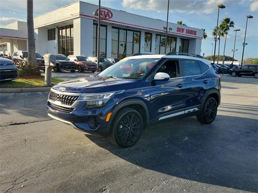 2022 Kia Seltos Nightfall