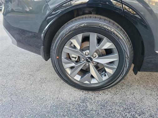 2023 Kia Sportage SX