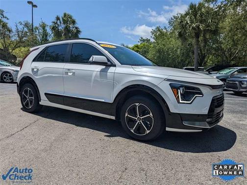 2025 Kia Niro SX