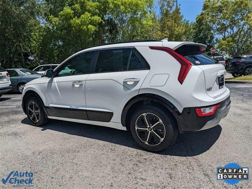 2025 Kia Niro SX