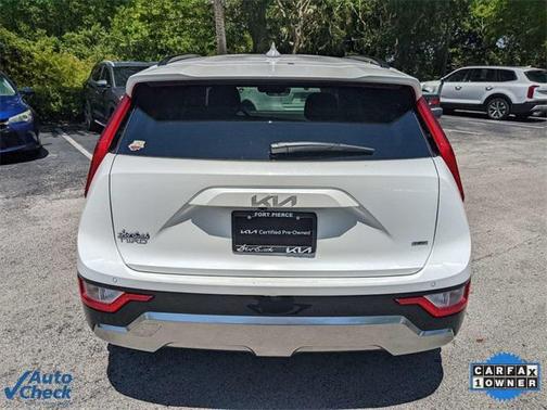 2025 Kia Niro SX