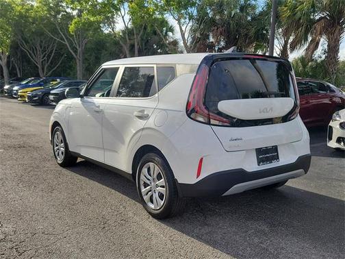 2024 Kia Soul LX