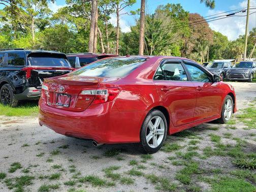Barcelona Red Metallic 2012 Toyota Camry SE