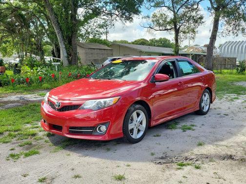 Barcelona Red Metallic 2012 Toyota Camry SE