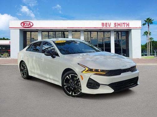 White Pearl 2024 Kia K5 GT-Line