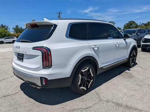 2023 Kia Telluride EX