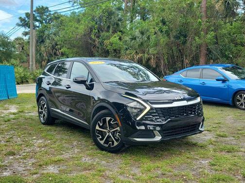 Ebony Black 2023 Kia Sportage EX