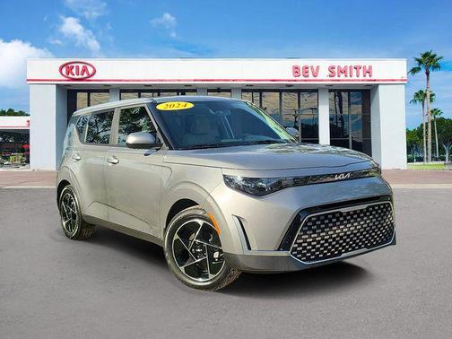 Steel Gray 2024 Kia Soul EX