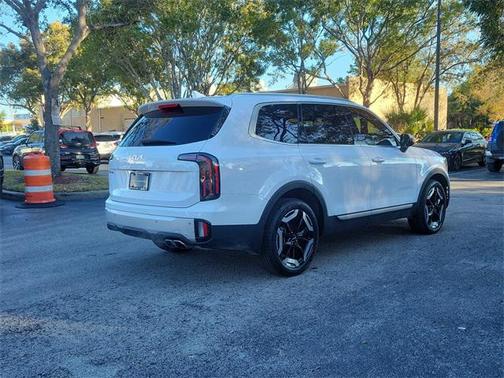 2024 Kia Telluride EX