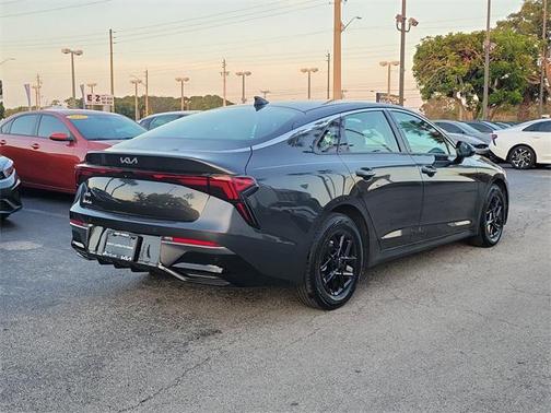 2025 Kia K5 LXS
