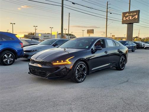 2022 Kia K5 GT-Line