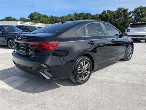 2022 Kia Forte LXS