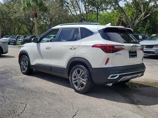 2023 Kia Seltos S
