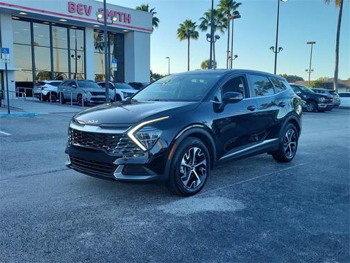 2024 Kia Sportage EX