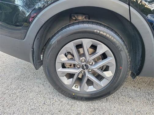 2023 Kia Telluride LX