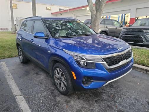 2023 Kia Seltos EX