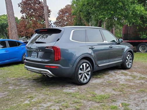 Gravity Gray 2022 Kia Telluride S